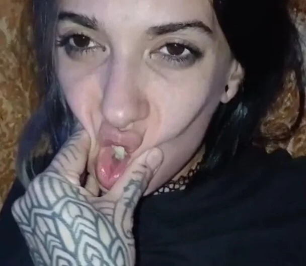 XXX Porn Photo of Nude StonerWitch6 12