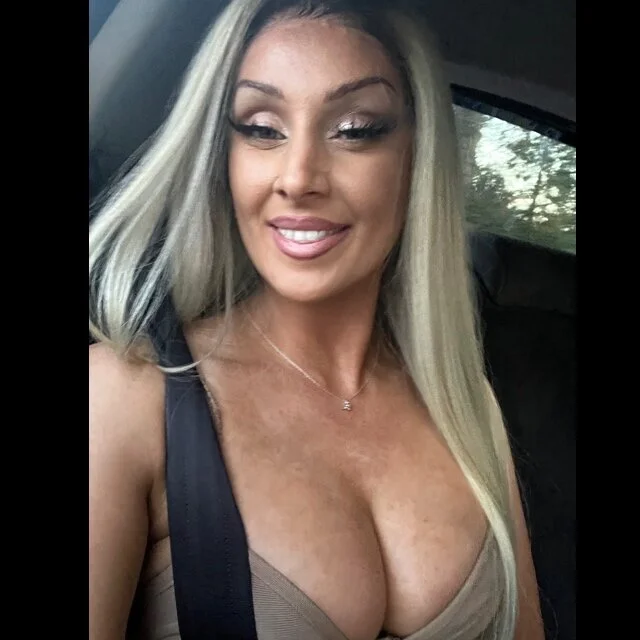 XXX Porn Photo of Nude GoddessFoxy 4