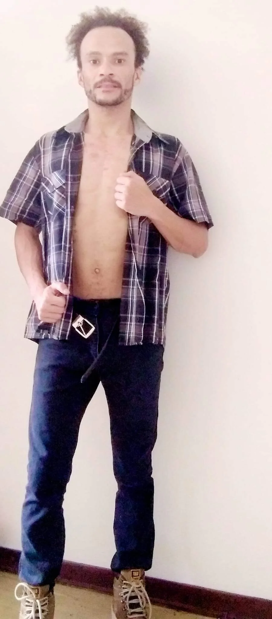 XXX Porn Photo of Nude JamesQuaresma 12