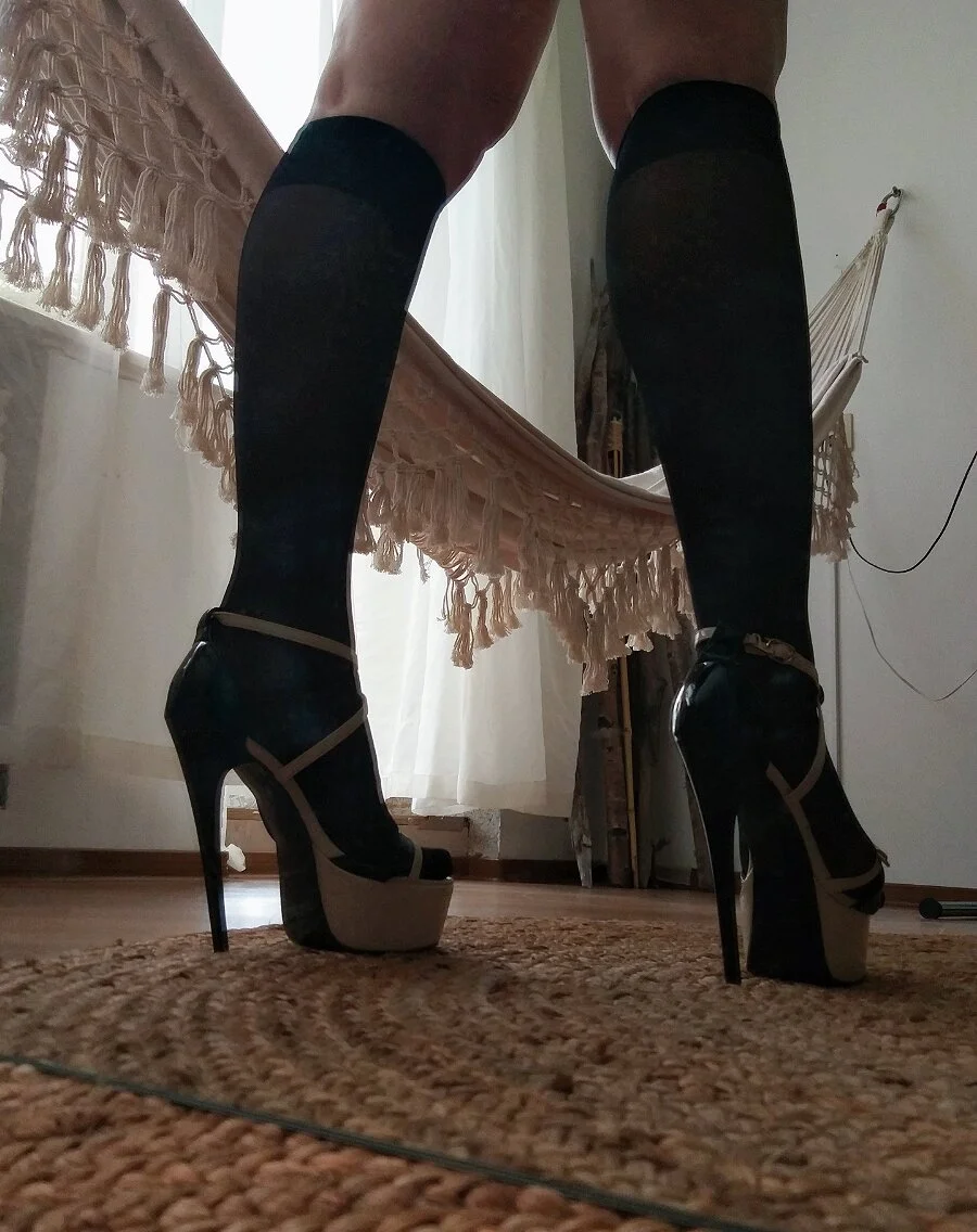 XXX Porn Photo of Nude sabrinamacmarren 10
