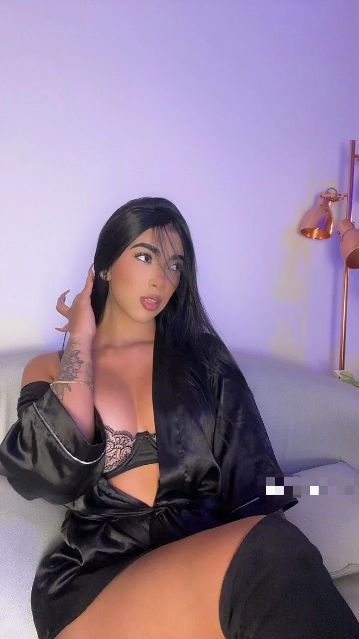 XXX Porn Photo of Nude AriRobert_ 37
