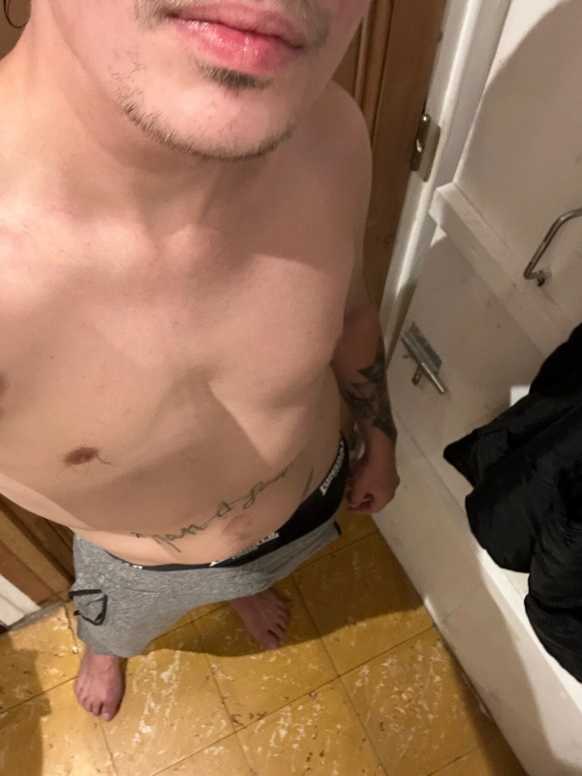 XXX Porn Photo of Nude Forthepleasur_ 2