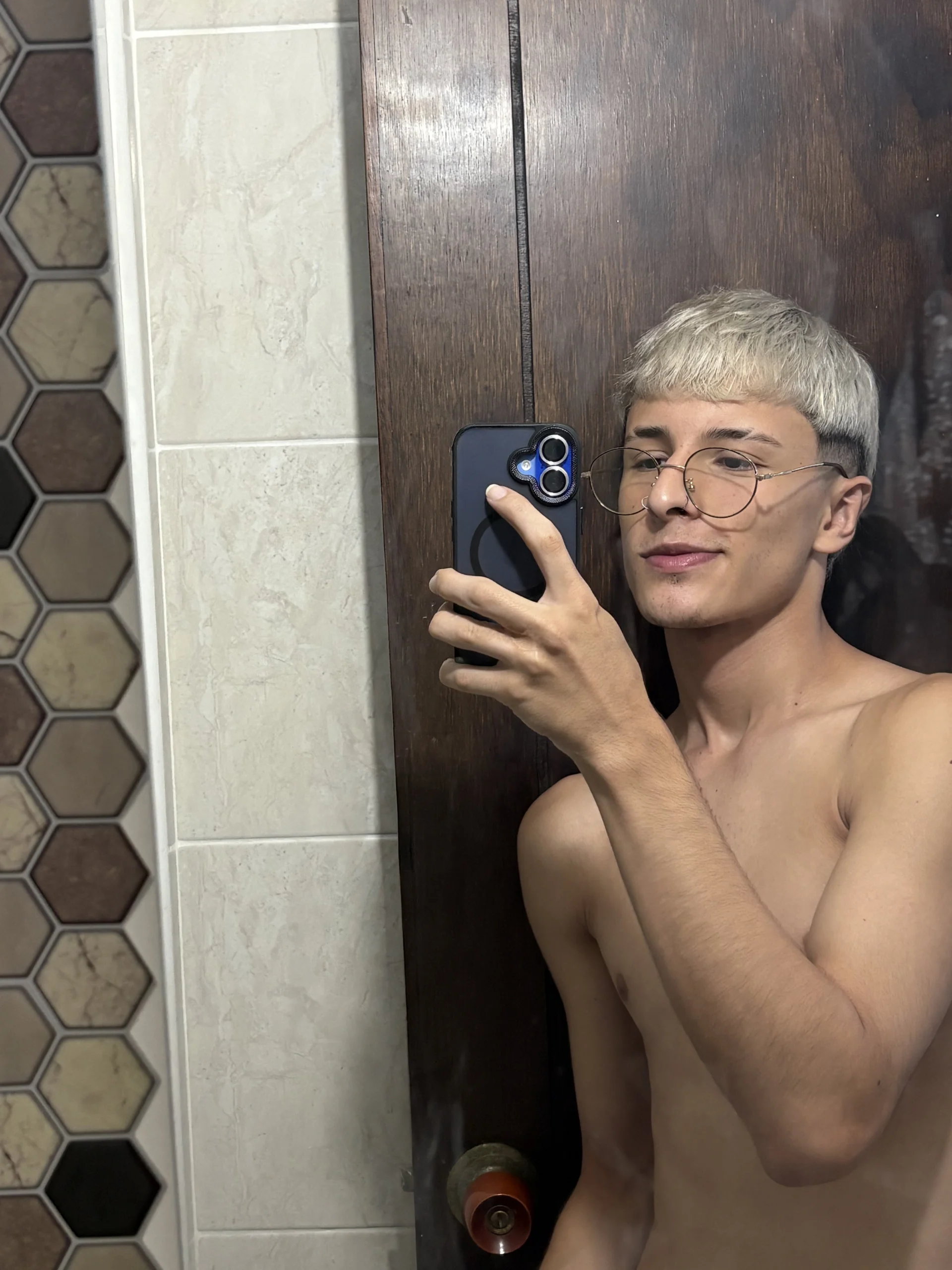 XXX Porn Photo of Nude Belami_blake_ 21