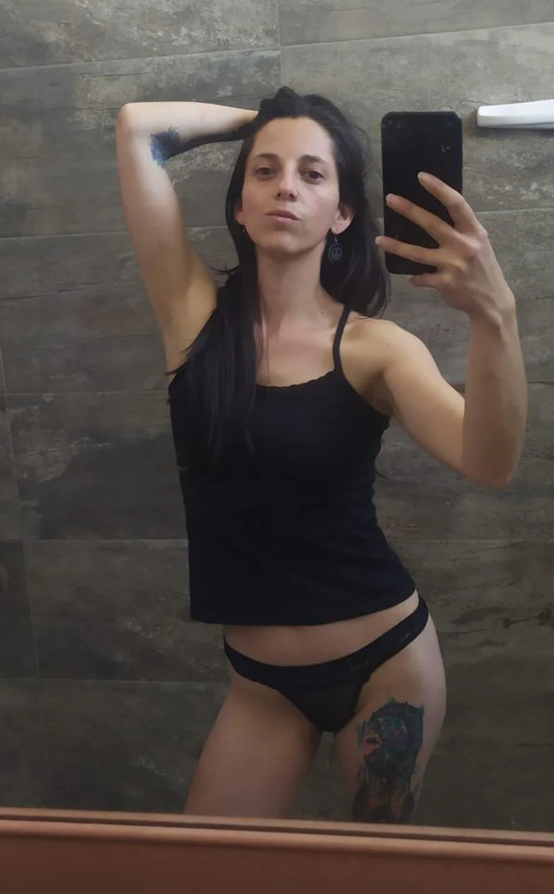 XXX Porn Photo of Nude goretty420 6