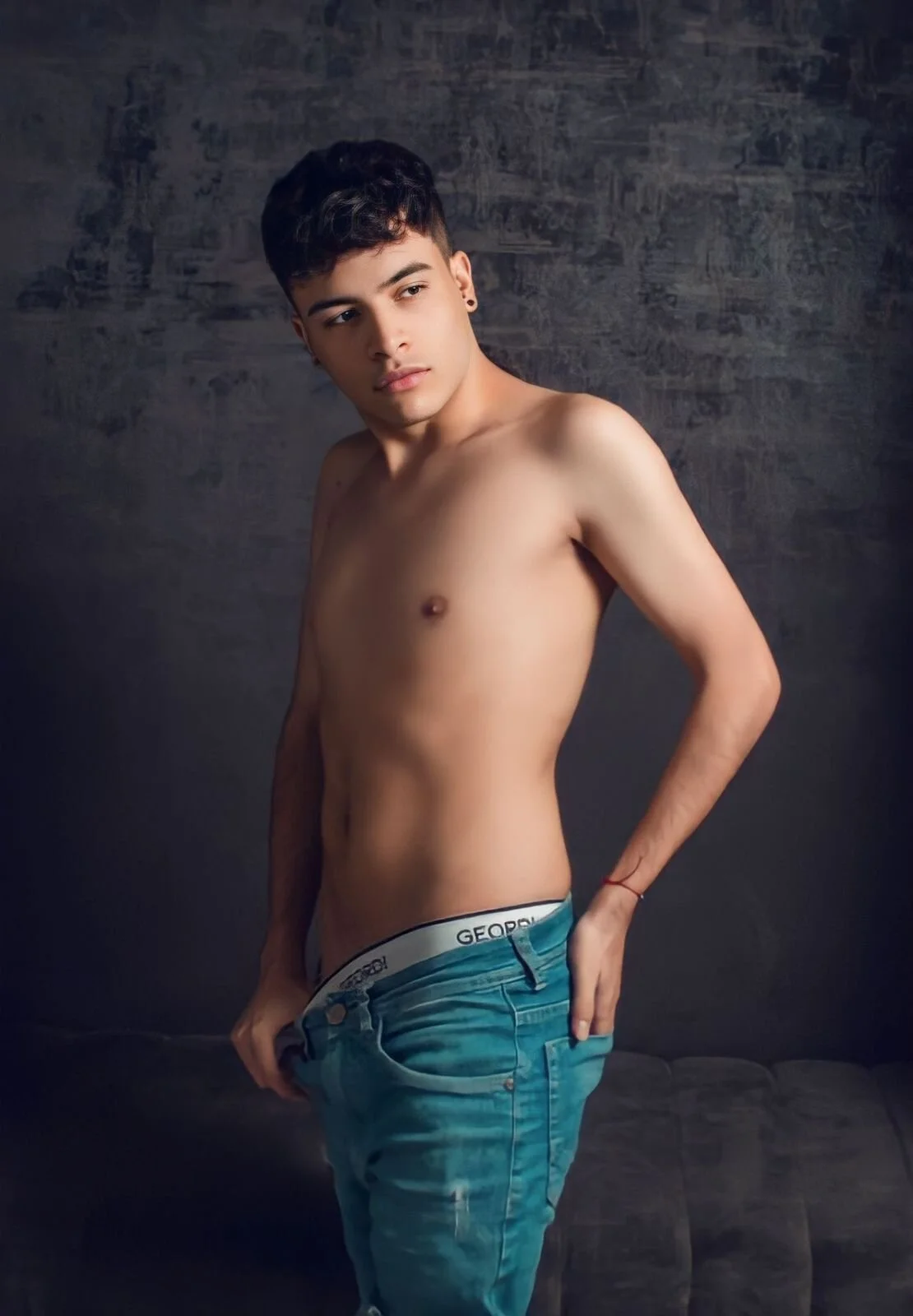 XXX Porn Photo of Nude kevinn_bluee 5