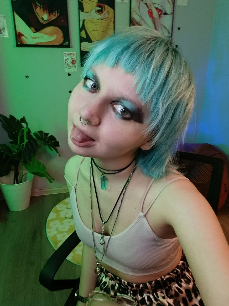XXX Porn Photo of Nude powderofgun 90