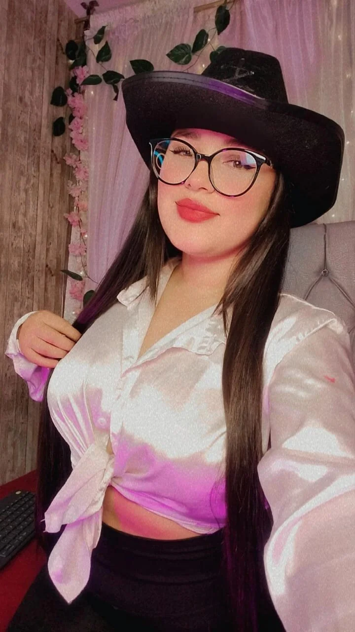 XXX Porn Photo of Nude Mia_Rouse6 8