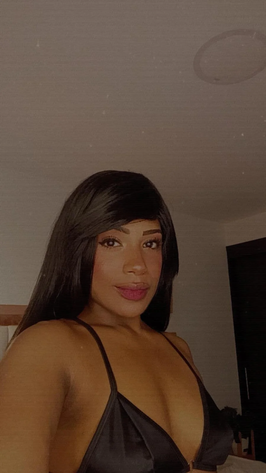 XXX Porn Photo of Nude Snooky_Clinton 2