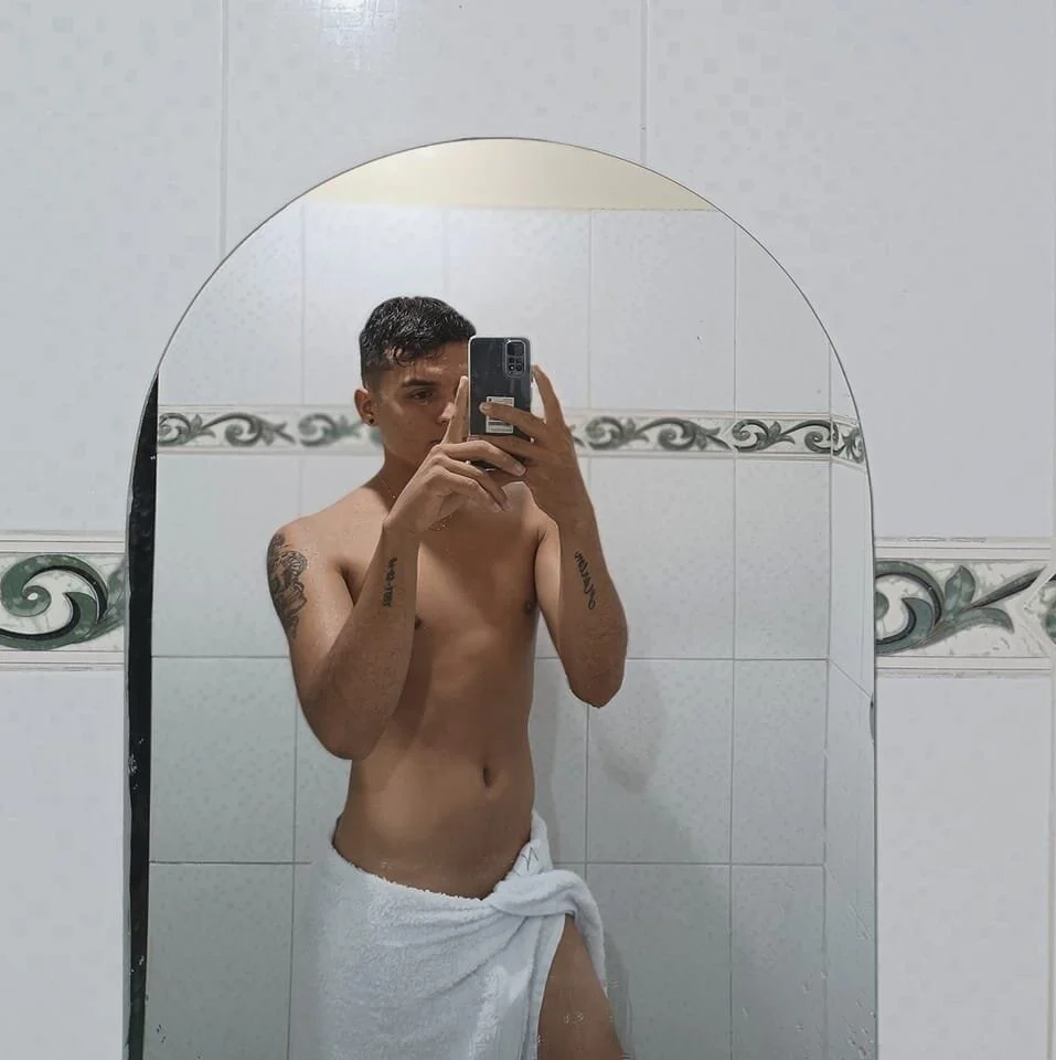 XXX Porn Photo of Nude zandernoir18 7