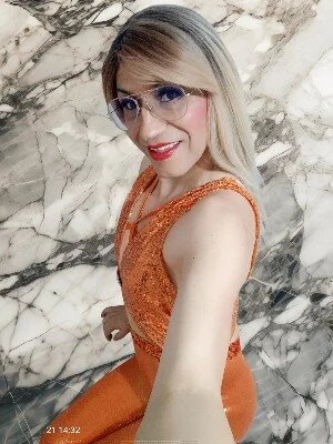 XXX Porn Photo of Nude gatasexlucy 39