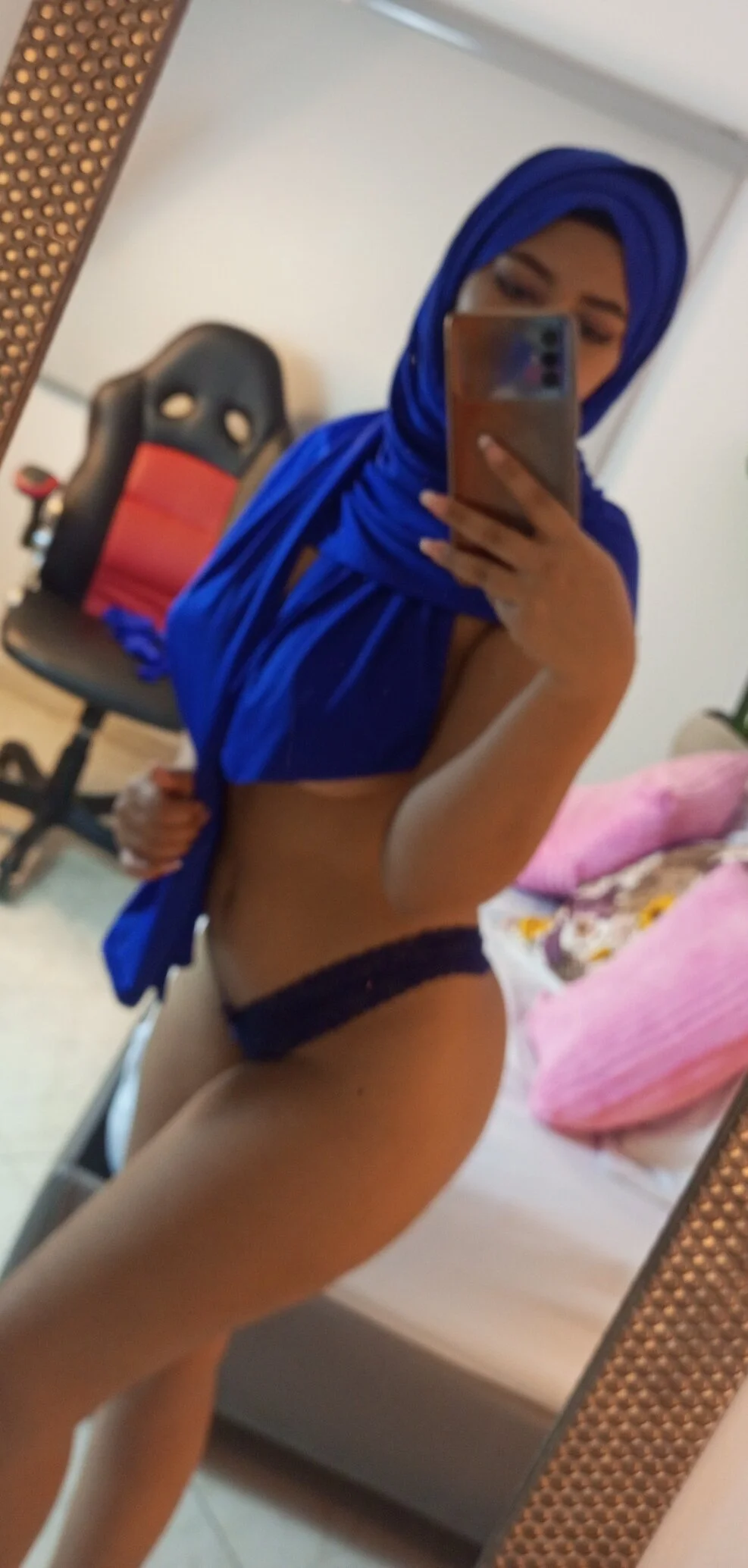 XXX Porn Photo of Nude azzahara069 60
