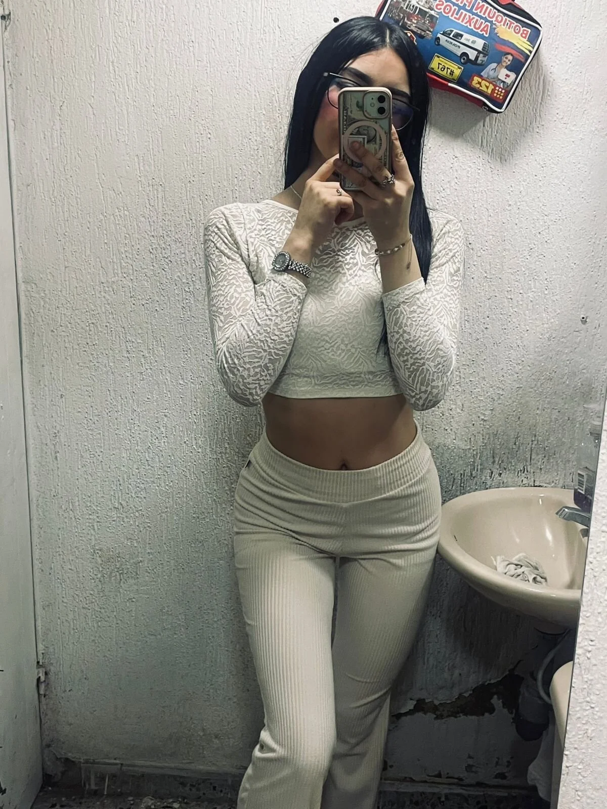 XXX Porn Photo of Nude Emily_andrews 4