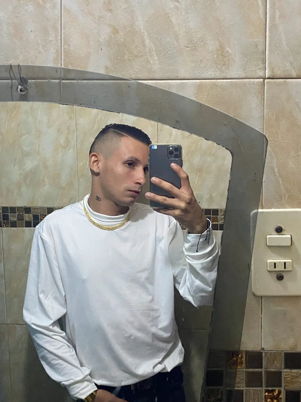 XXX Porn Photo of Nude Isak_Berekoa 11