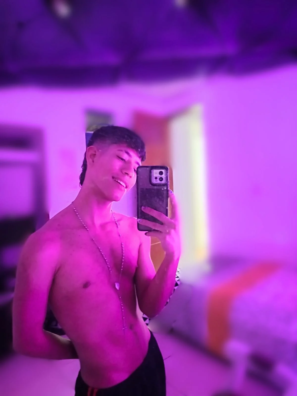 XXX Porn Photo of Nude dareck_18 34