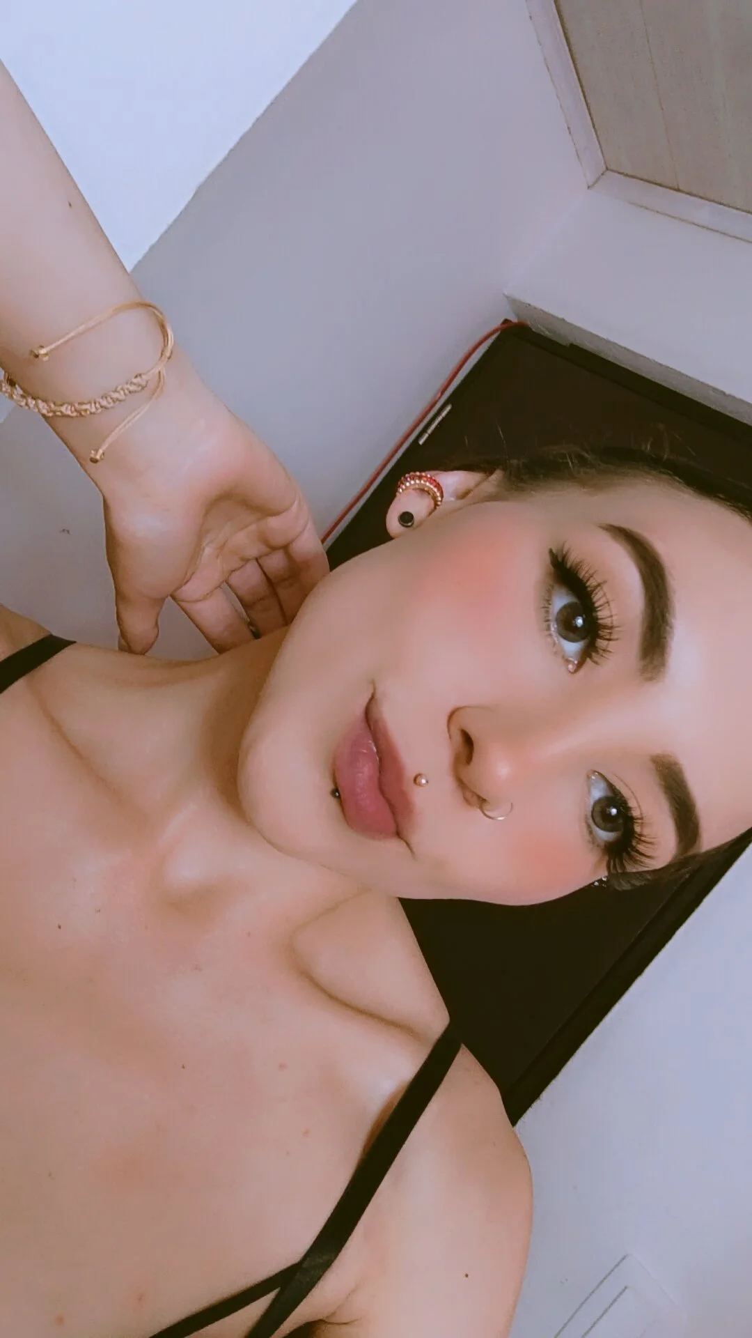 XXX Porn Photo of Nude Madison_charlotte 7