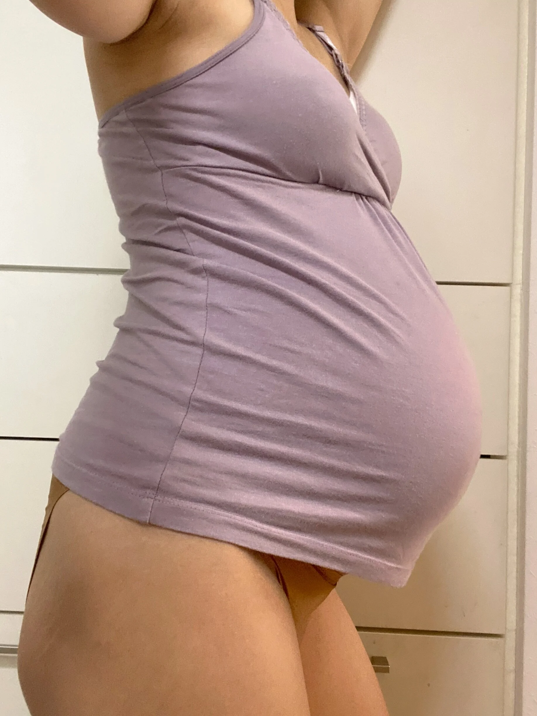 XXX Porn Photo of Nude Hey_Nora 11