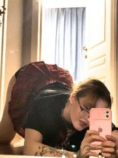 XXX Porn Photo of Nude lkama_sutral 3