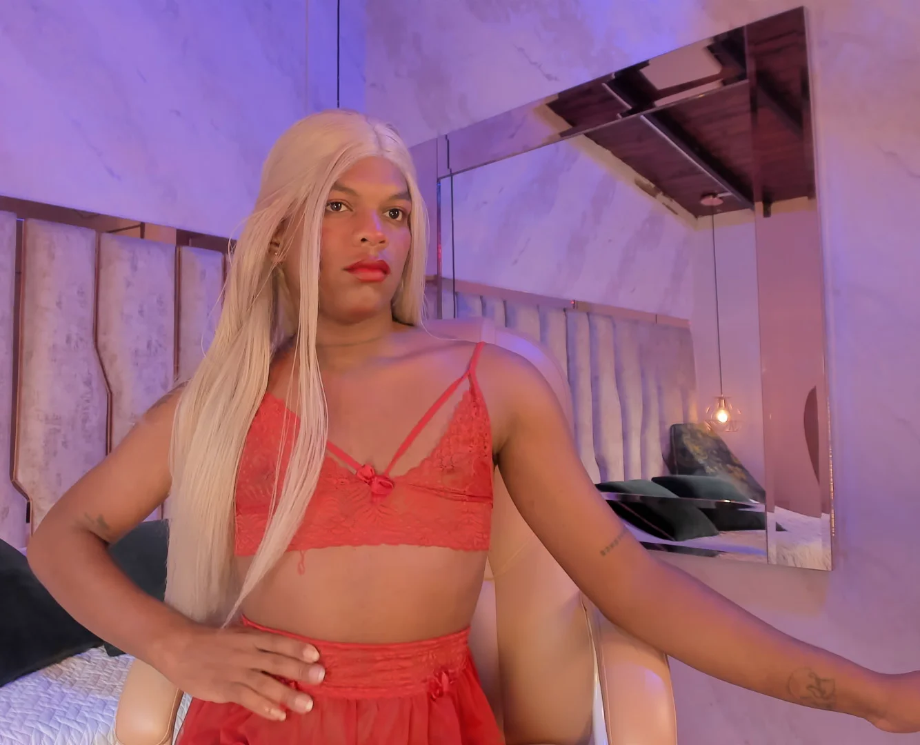 XXX Porn Photo of Nude ari_monet 20