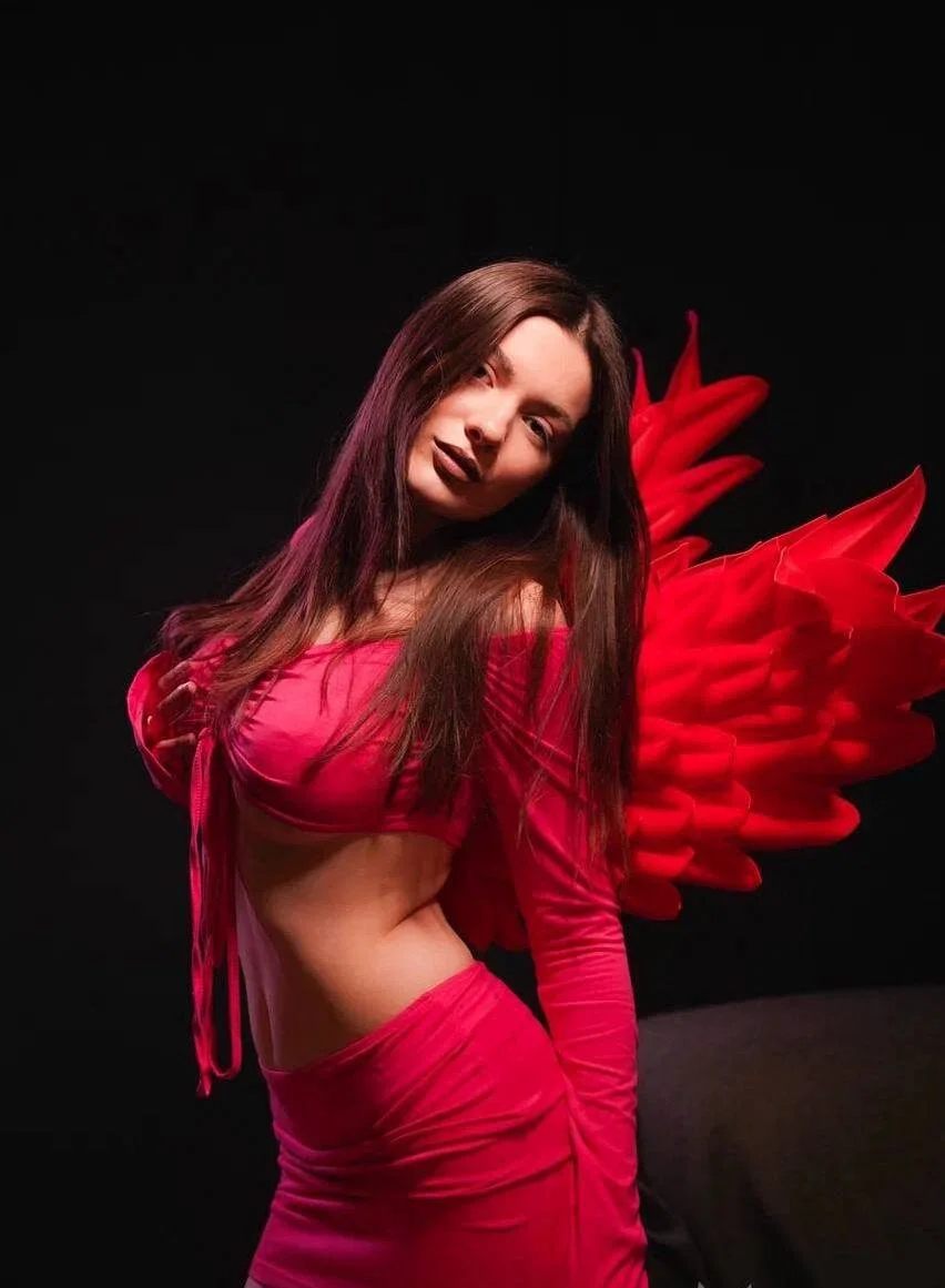XXX Porn Photo of Nude HotCherry18 1