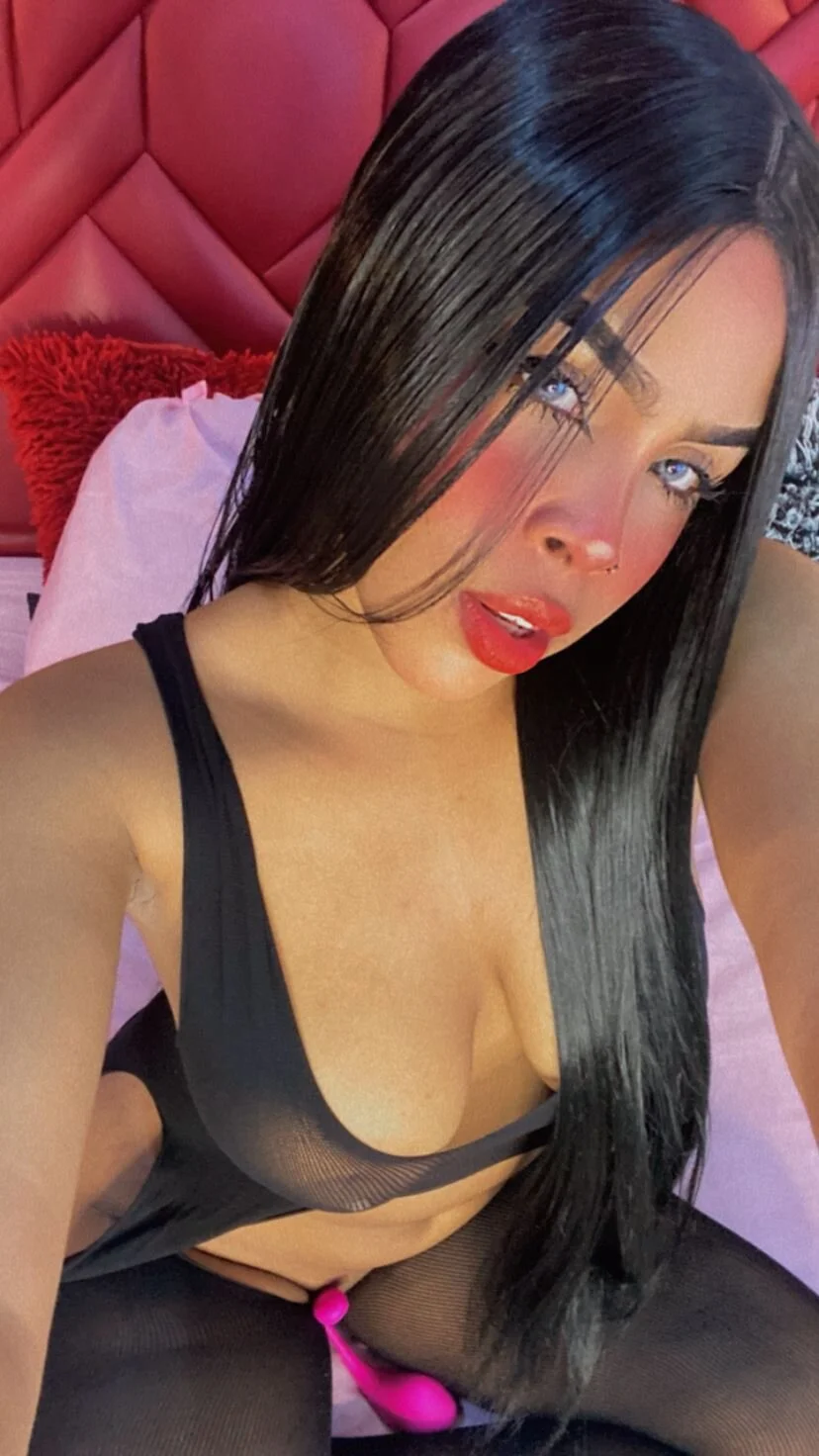 XXX Porn Photo of Nude VeronicaLodge23 6