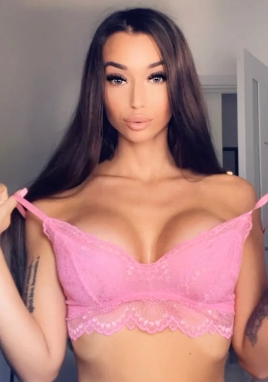 XXX Porn Photo of Nude BabyNose 3