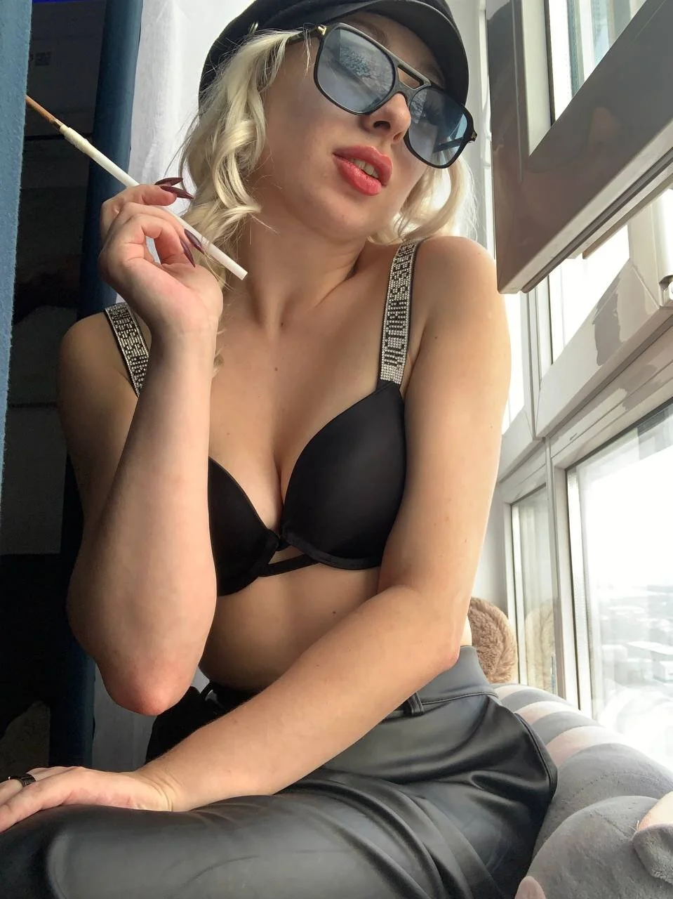 XXX Porn Photo of Nude LaineWilliams 4
