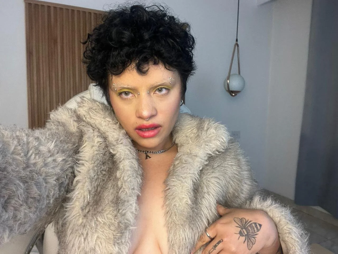 XXX Porn Photo of Nude Alaska_deluxe 297
