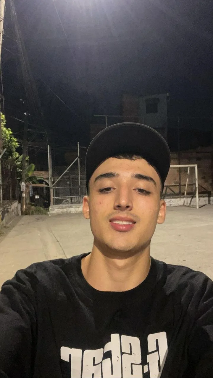 XXX Porn Photo of Nude Hadrian_Torres 4