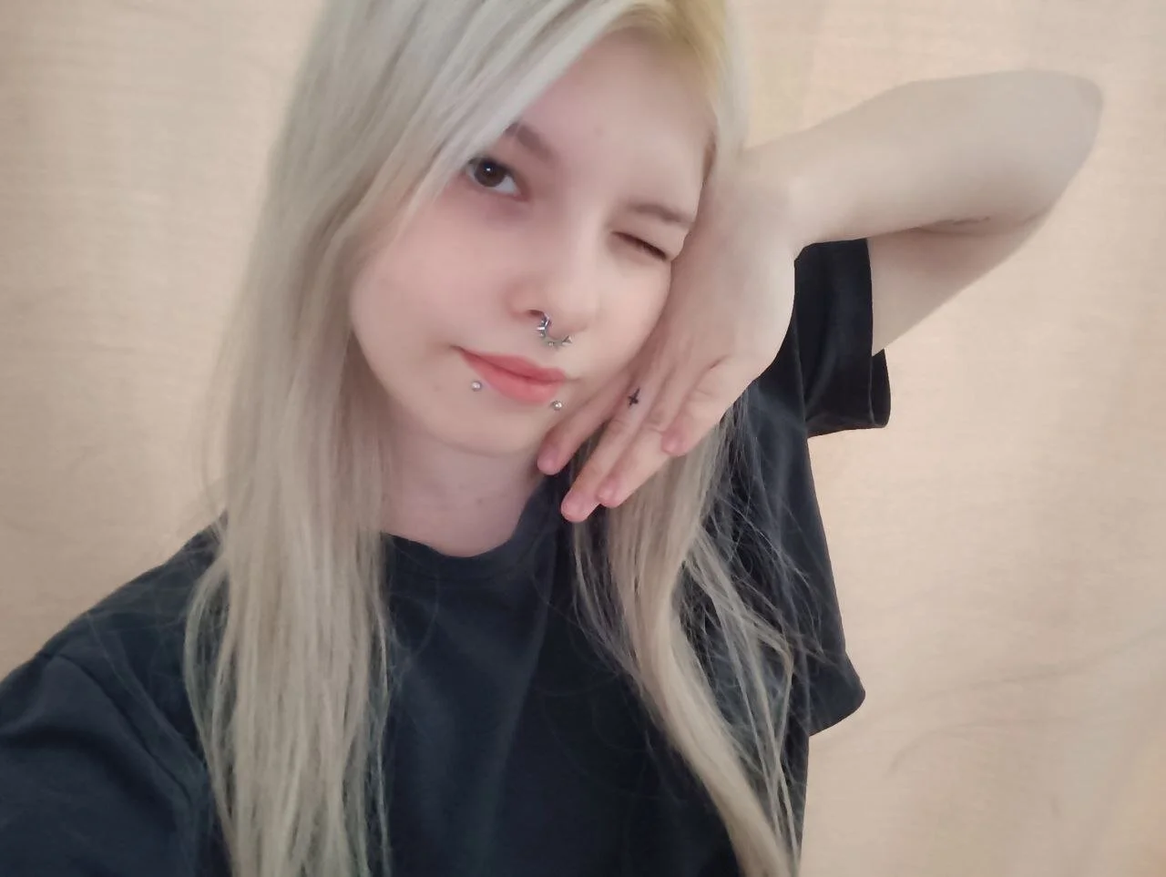 XXX Porn Photo of Nude Cuddly_Kitten 7