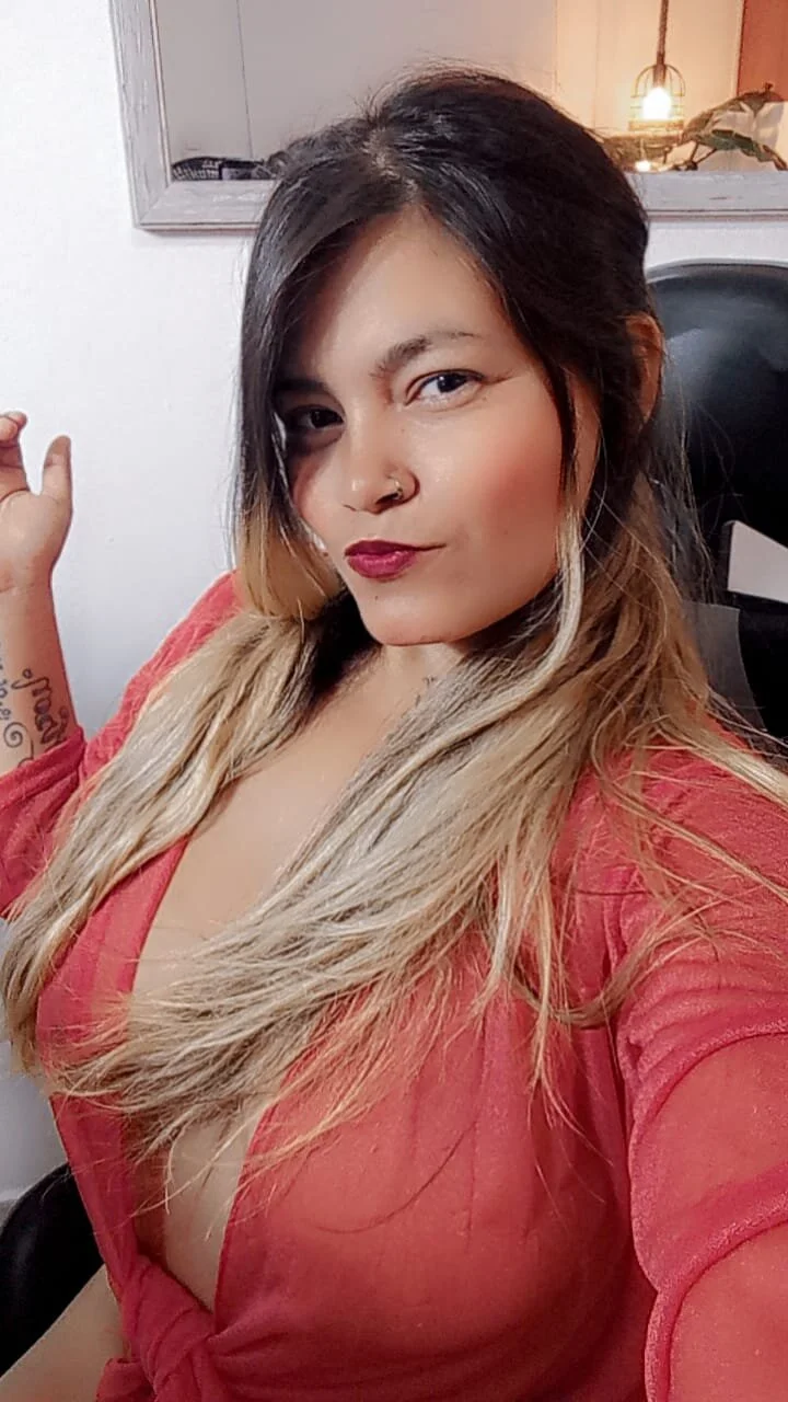 XXX Porn Photo of Nude karol_martelo 1