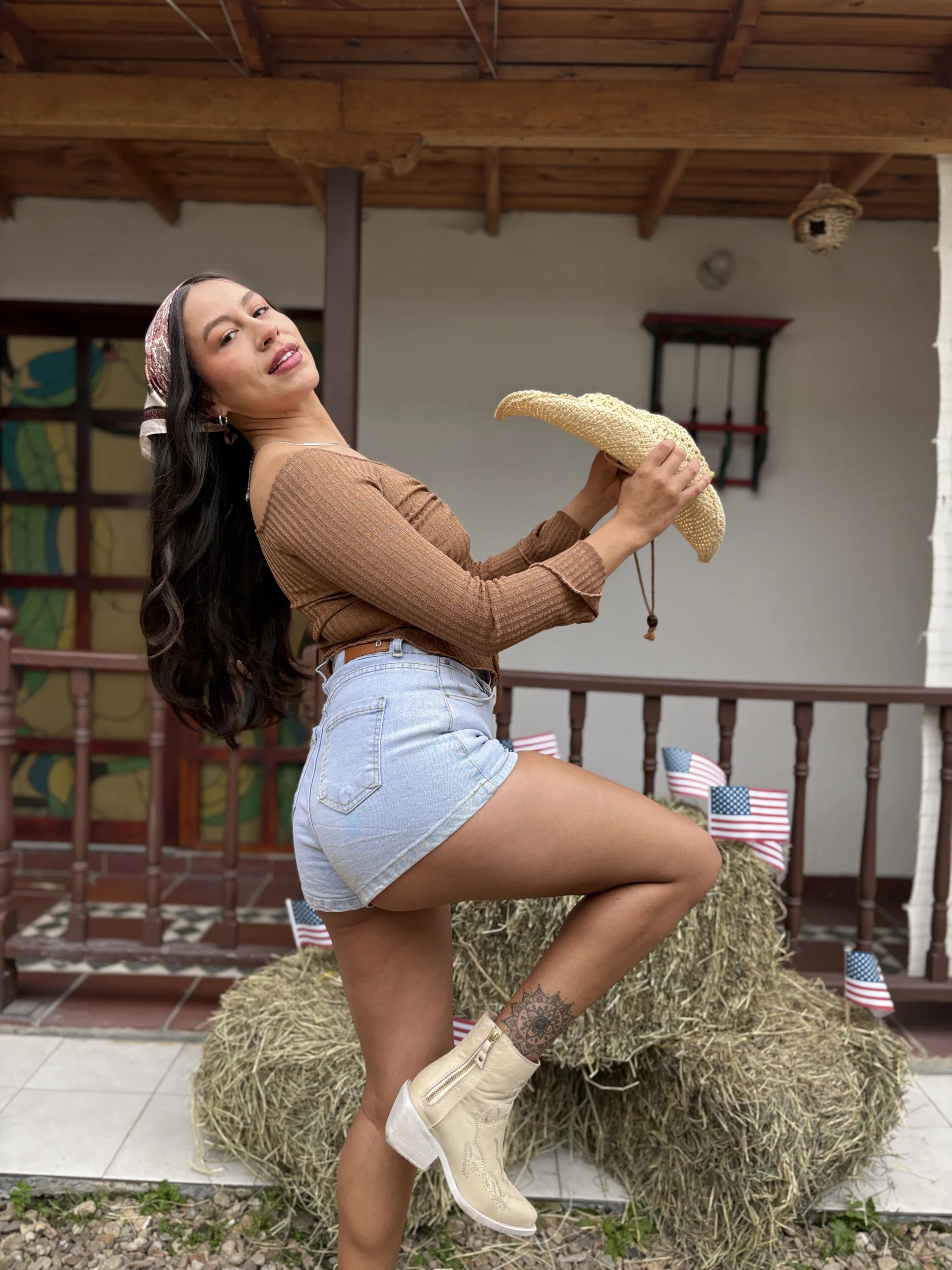 XXX Porn Photo of Nude EmiGomez_ 84