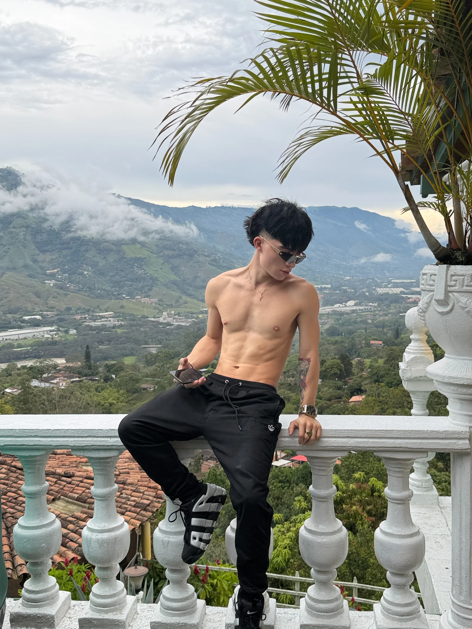 XXX Porn Photo of Nude pretur_cruba1 3