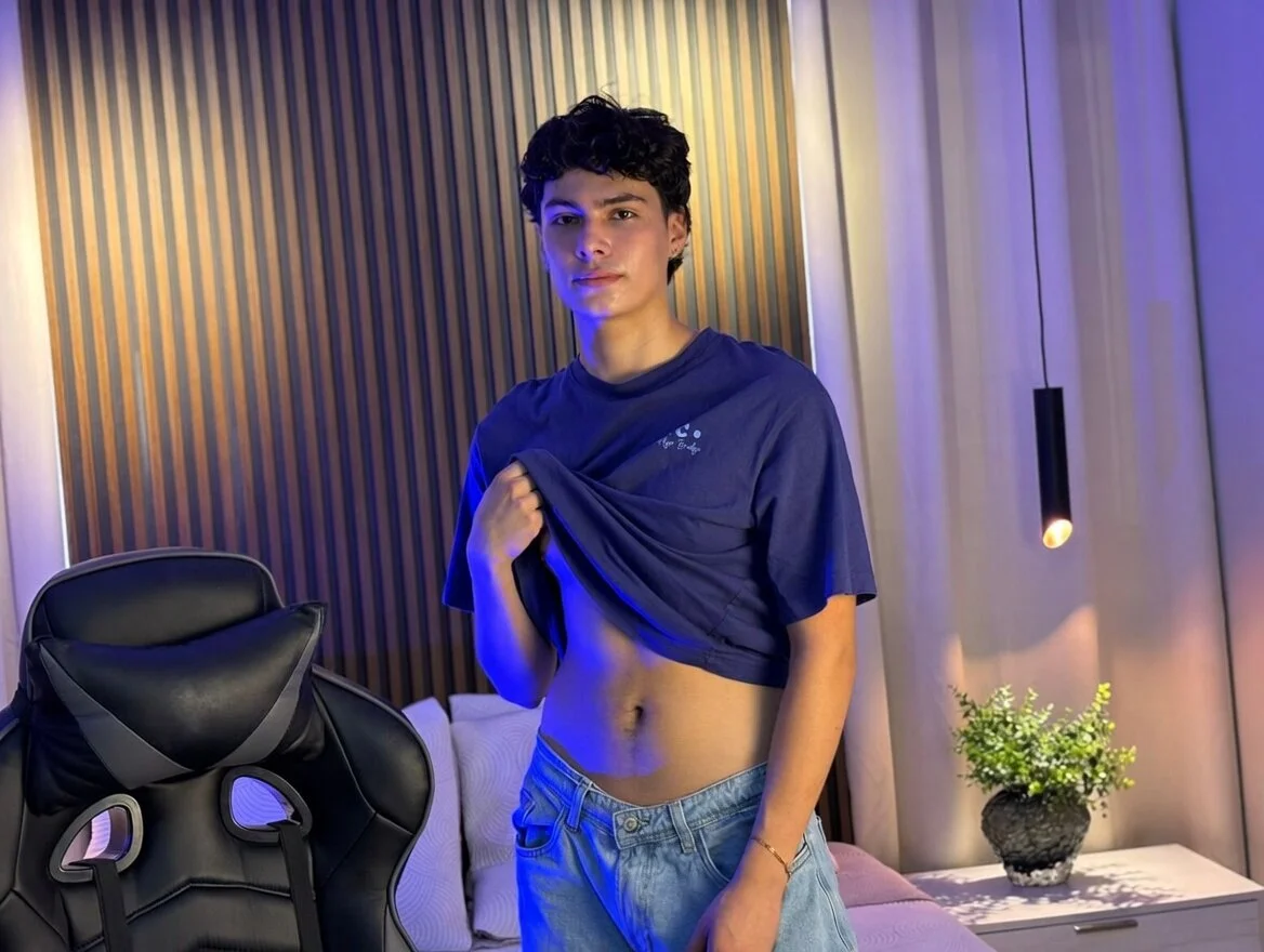 XXX Porn Photo of Nude Esteban_Fire 7