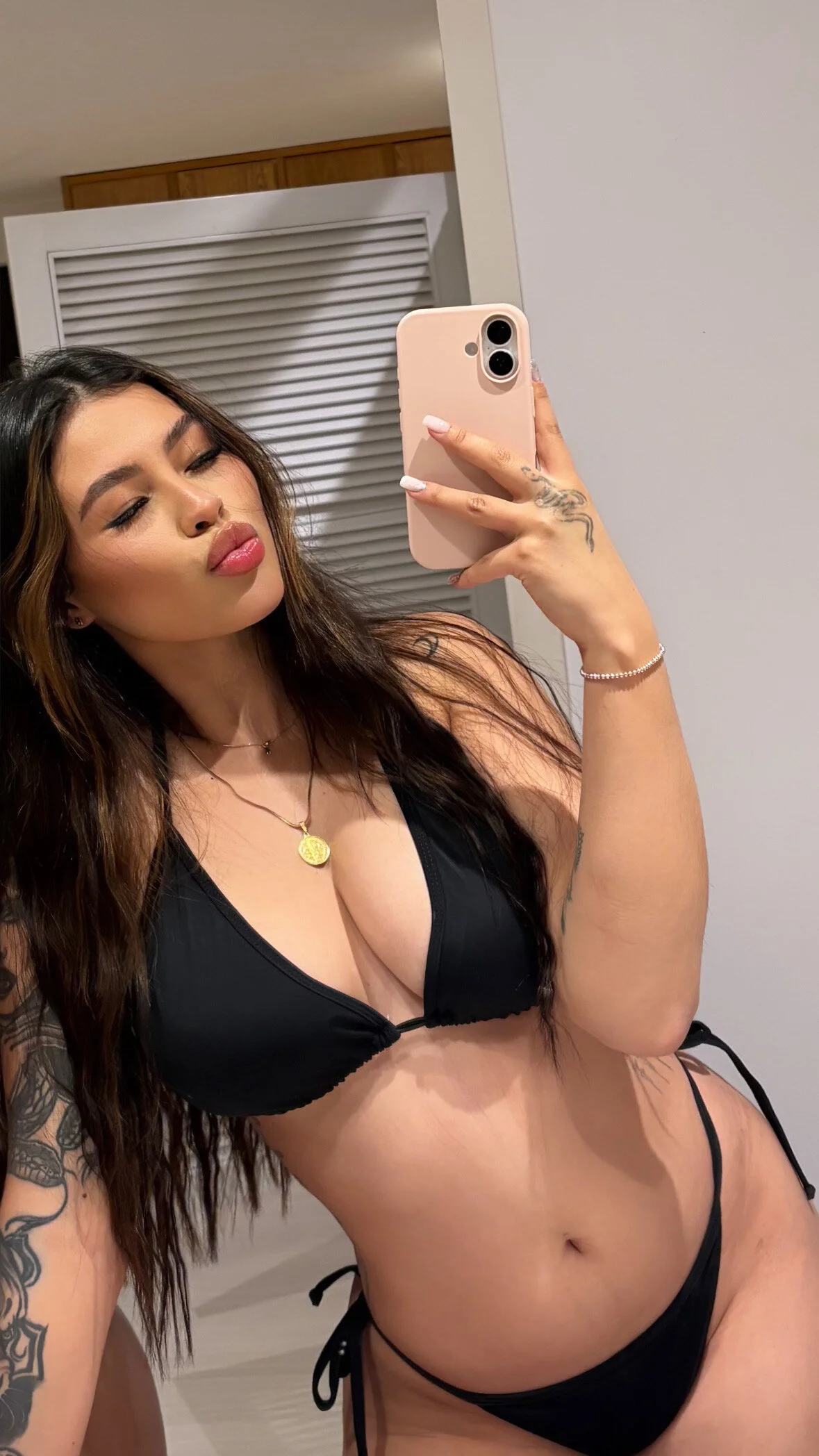 XXX Porn Photo of Nude Valerie_liu 32