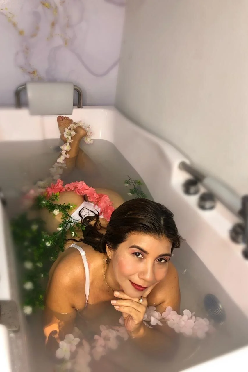 XXX Porn Photo of Nude love_mommy 17