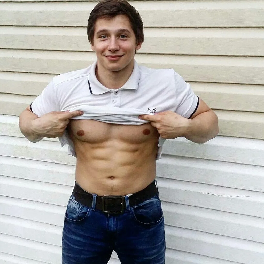 XXX Porn Photo of Nude LionEdwin 7