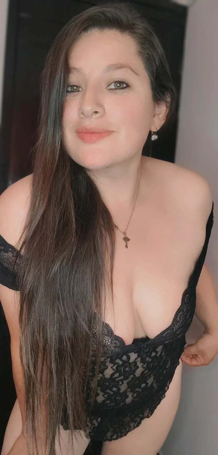 XXX Porn Photo of Nude Neve_Collins 13