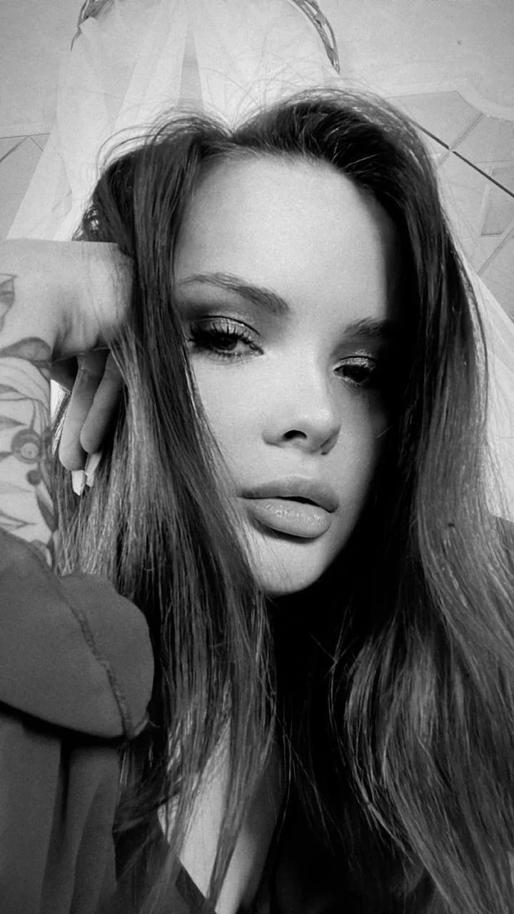 XXX Porn Photo of Nude MileyMontana 11