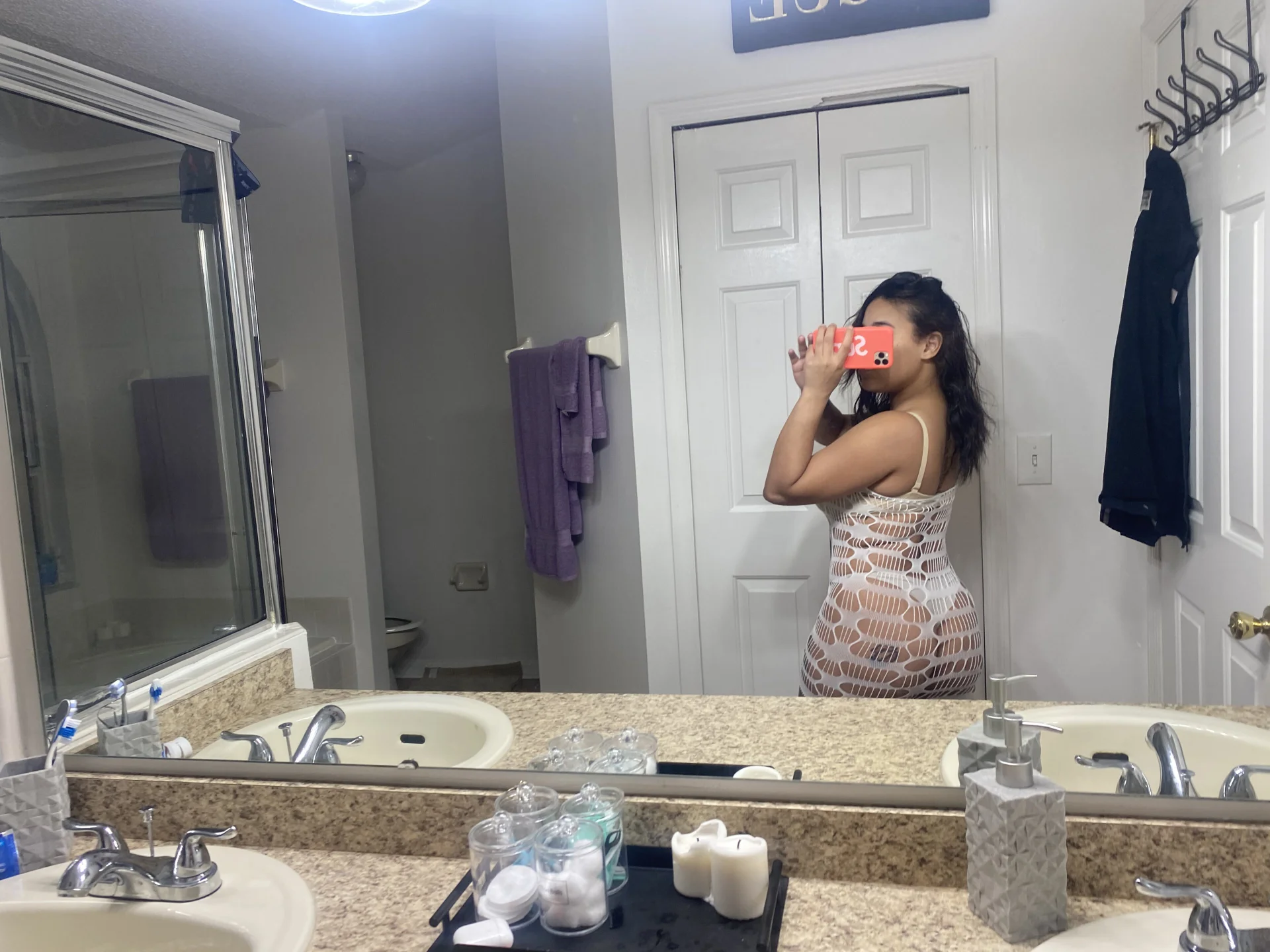 XXX Porn Photo of Nude gatesariel 2