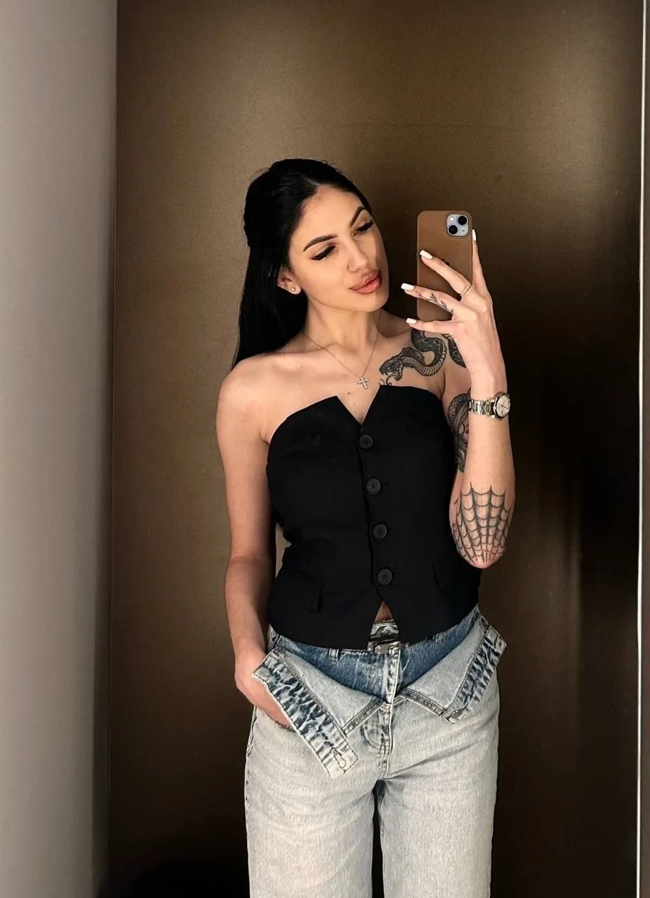 XXX Porn Photo of Nude AlisaHot 1