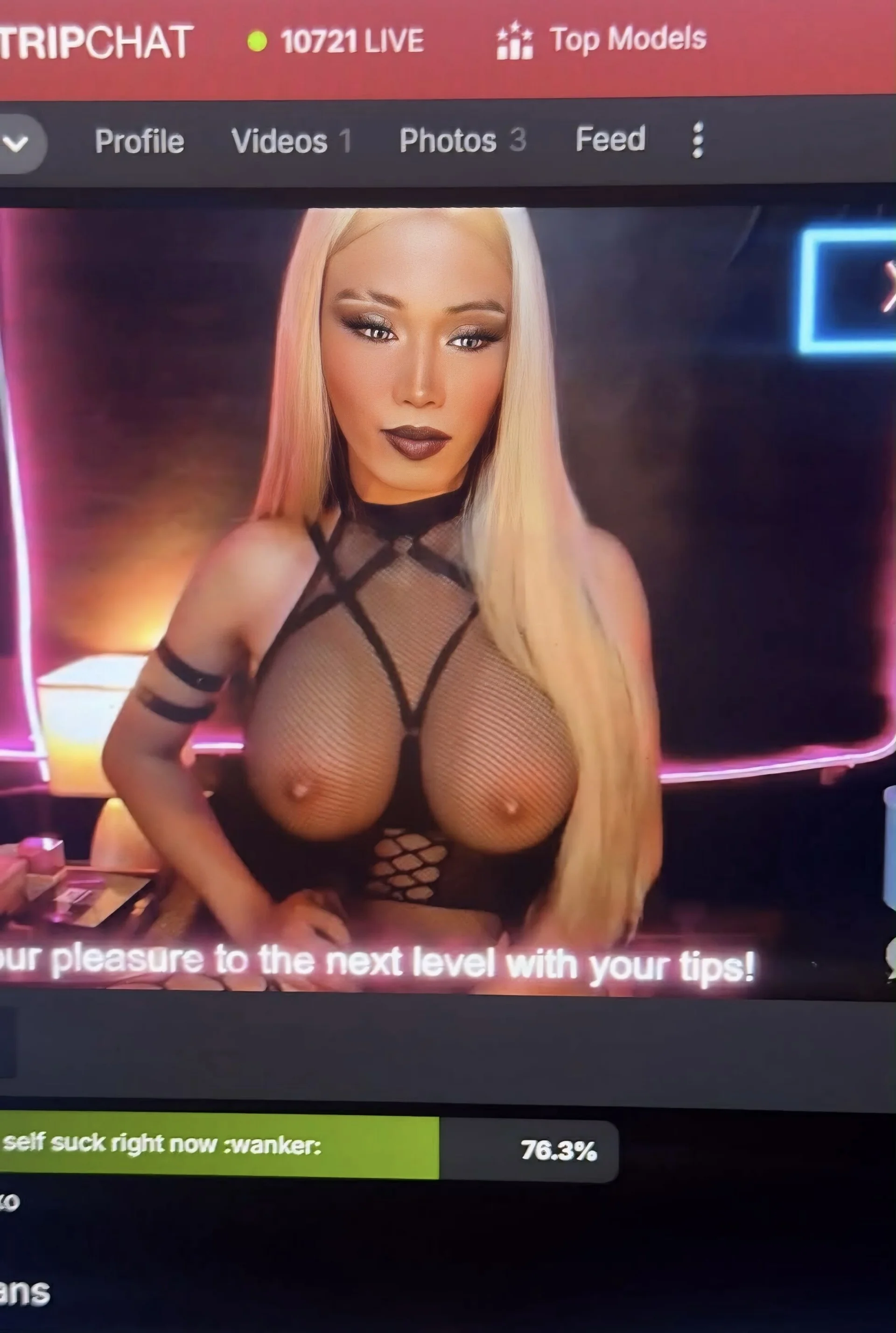 XXX Porn Photo of Nude LovelyX0X0 3