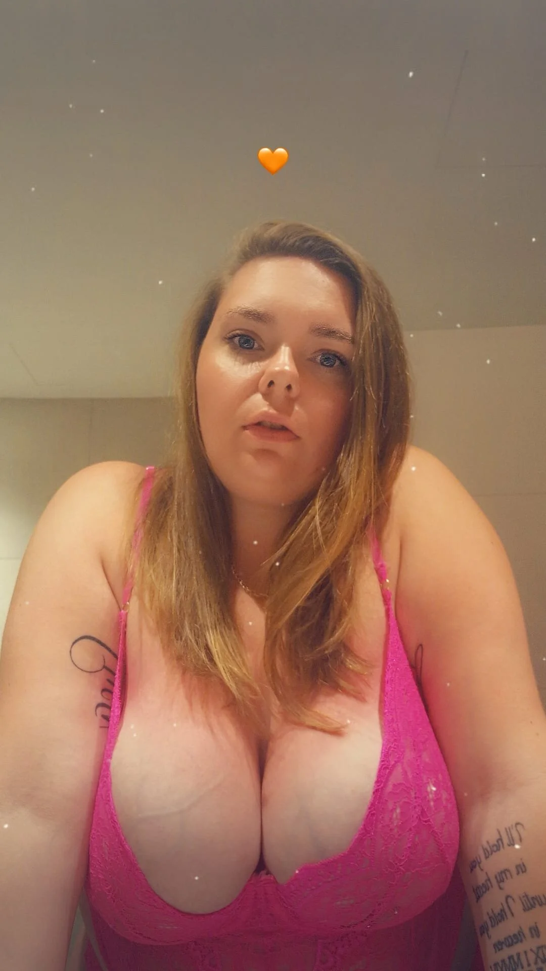 XXX Porn Photo of Nude TheUntamedWifex 86