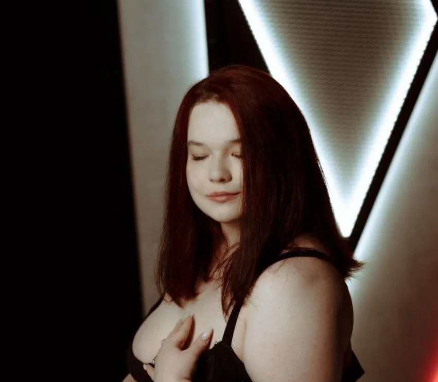 XXX Porn Photo of Nude HaleyRoute 20