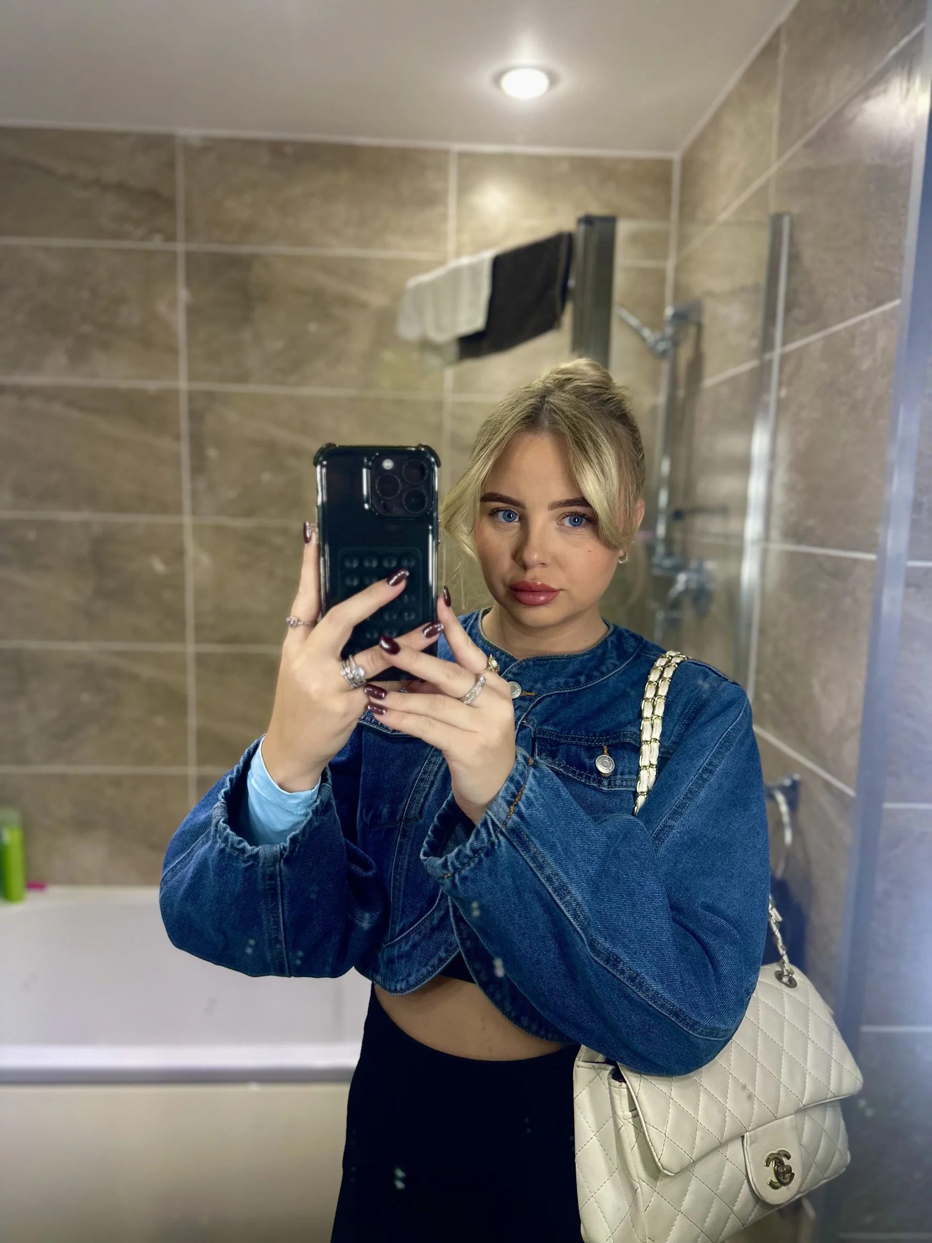 XXX Porn Photo of Nude YourFavouriteCoupleXo 11