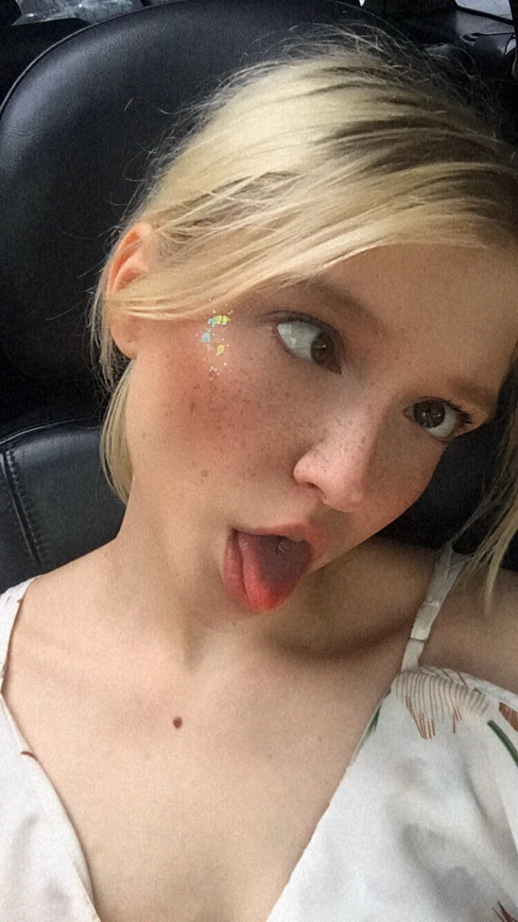XXX Porn Photo of Nude Crazy_Wine 3