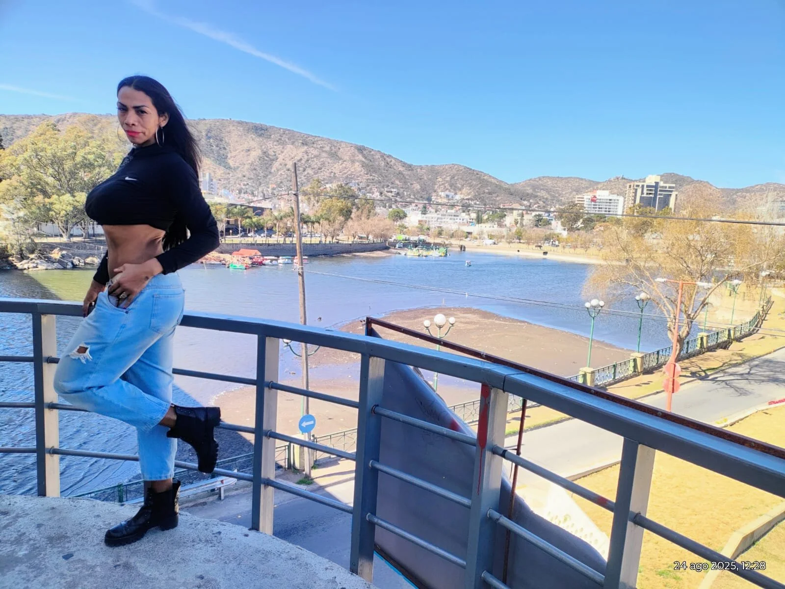 XXX Porn Photo of Nude vanefitmilf 3