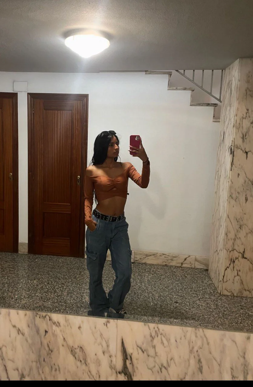 XXX Porn Photo of Nude lola_dreams 3