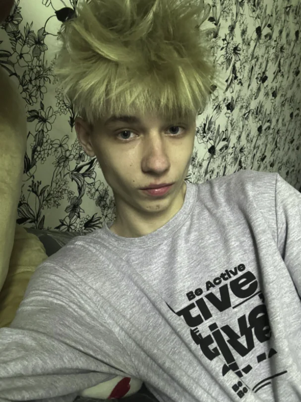 XXX Porn Photo of Nude cutie_boys1 6