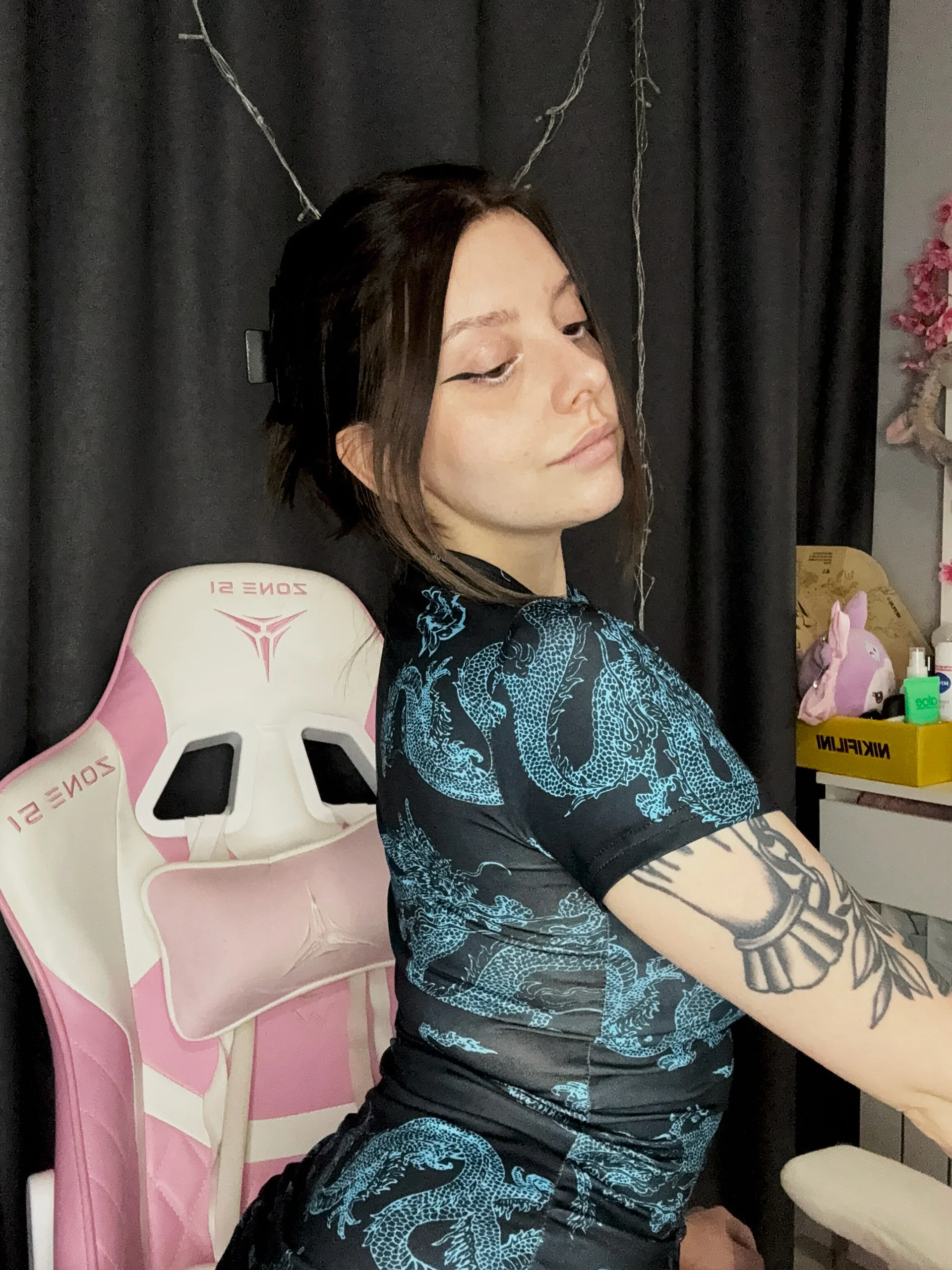 XXX Porn Photo of Nude smoky-kira 2