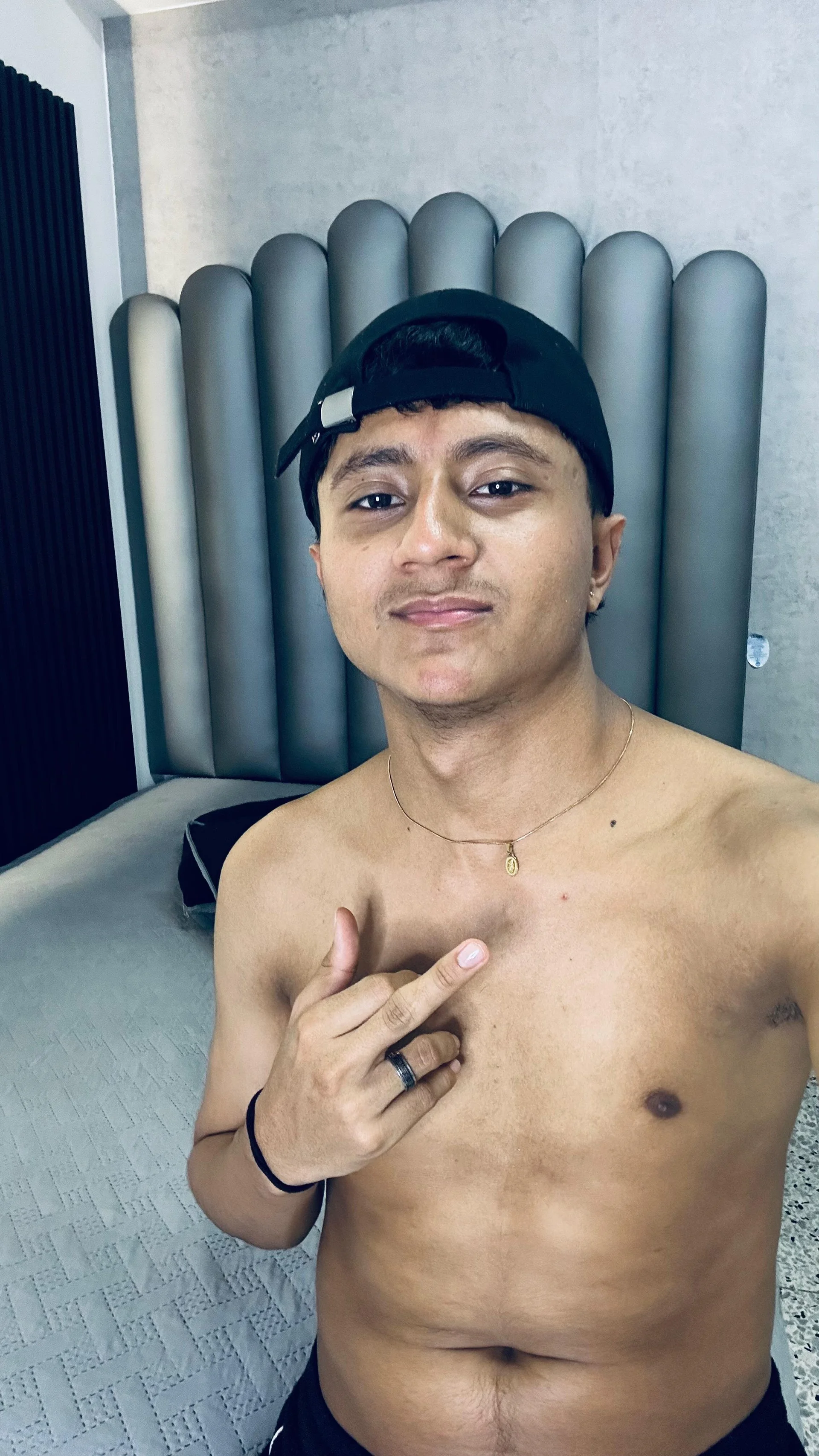 XXX Porn Photo of Nude _Leohot_ 3